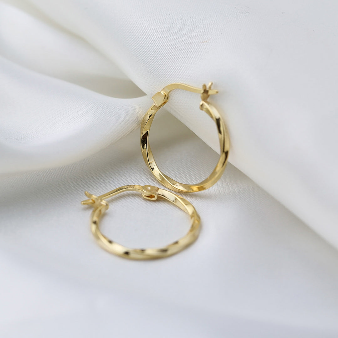 Cecilia Wave Hoop Earrings