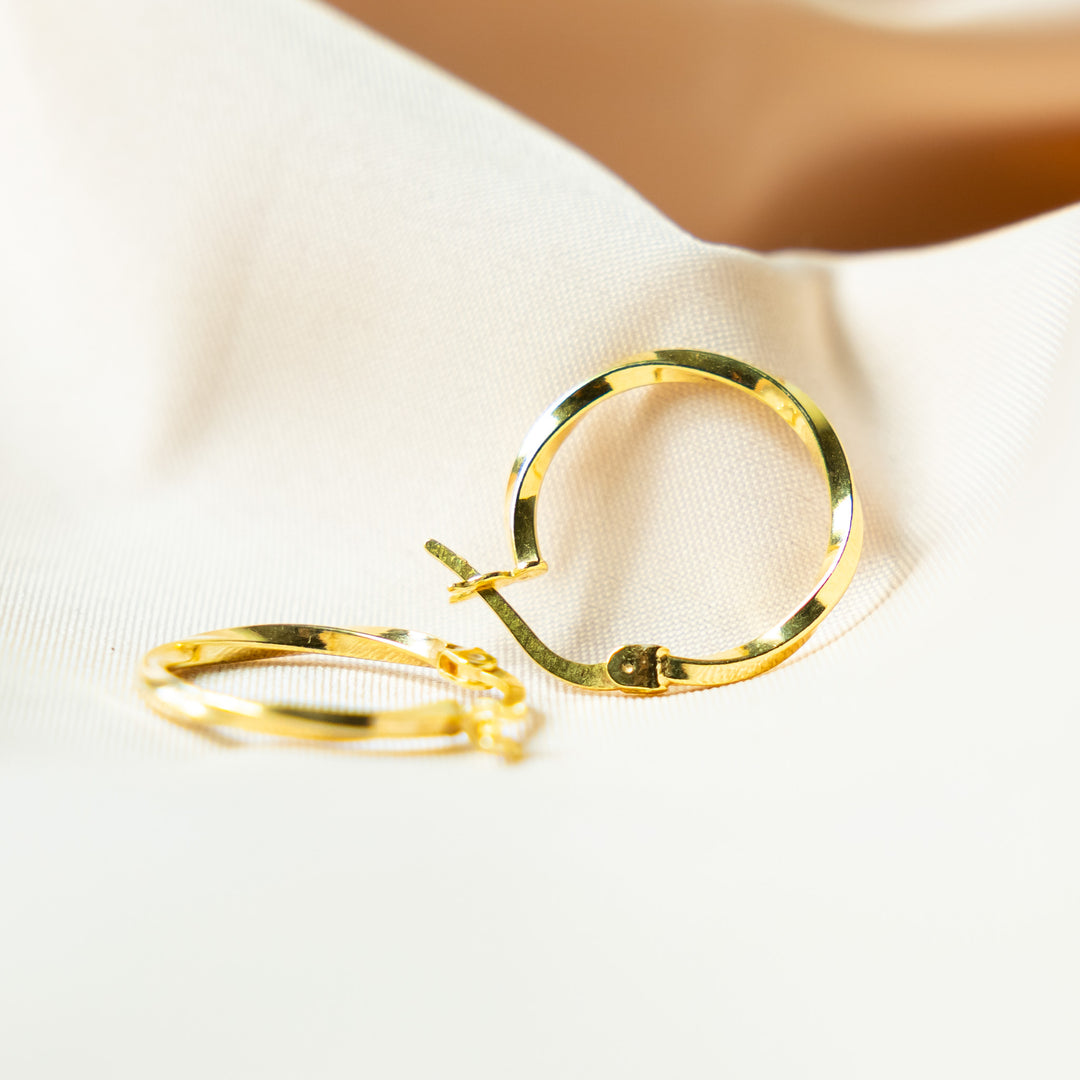 Cecilia Wave Hoop Earrings