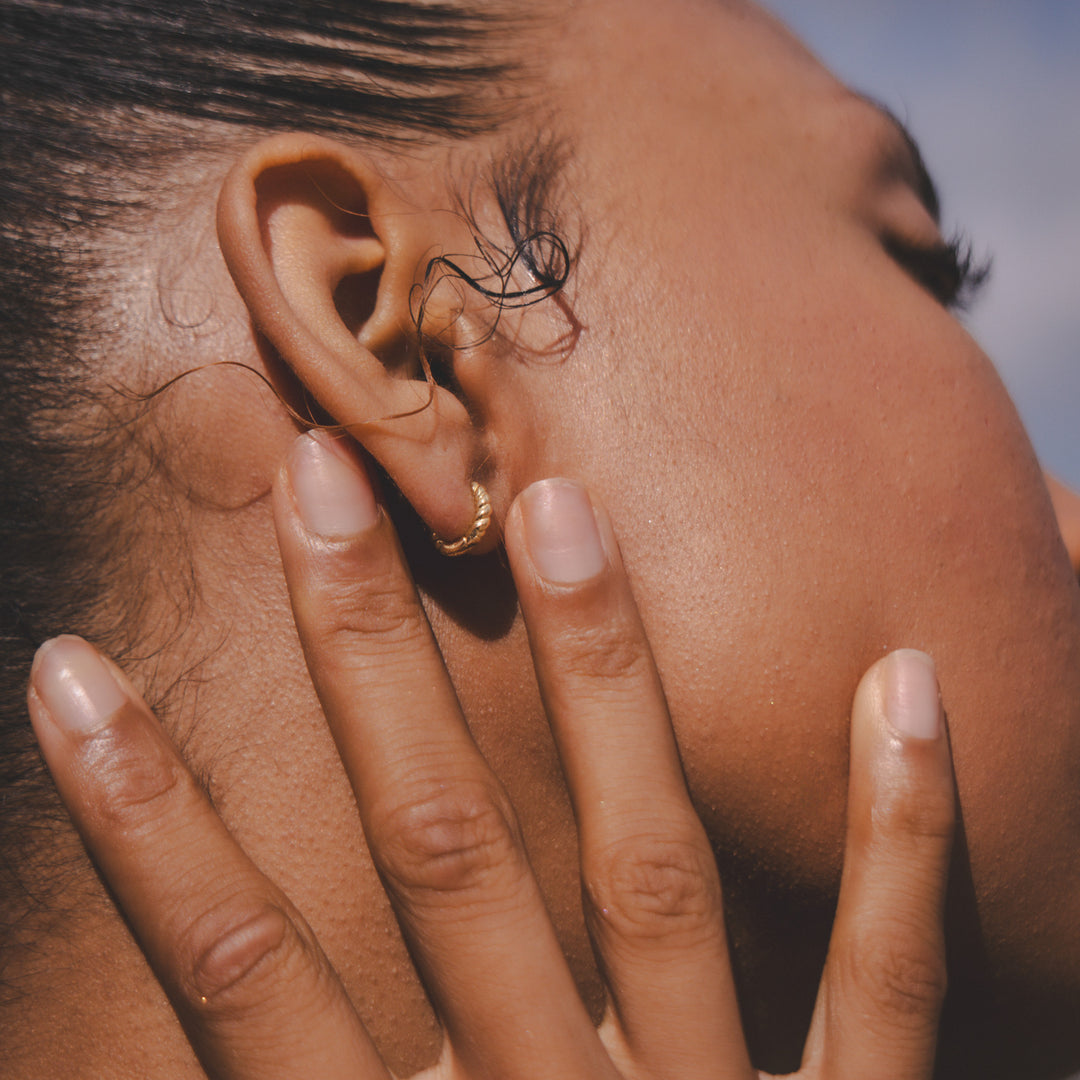 Hazel Curly Hoop Earrings 11mm