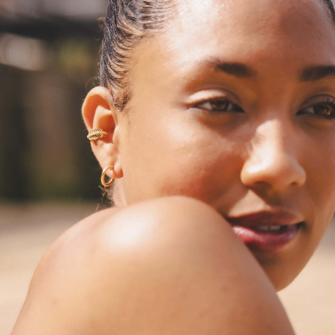 Uiara Leaf Ear cuff with Zirconia